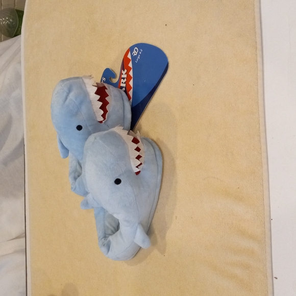 Shark Slippers - Picture 2 of 7